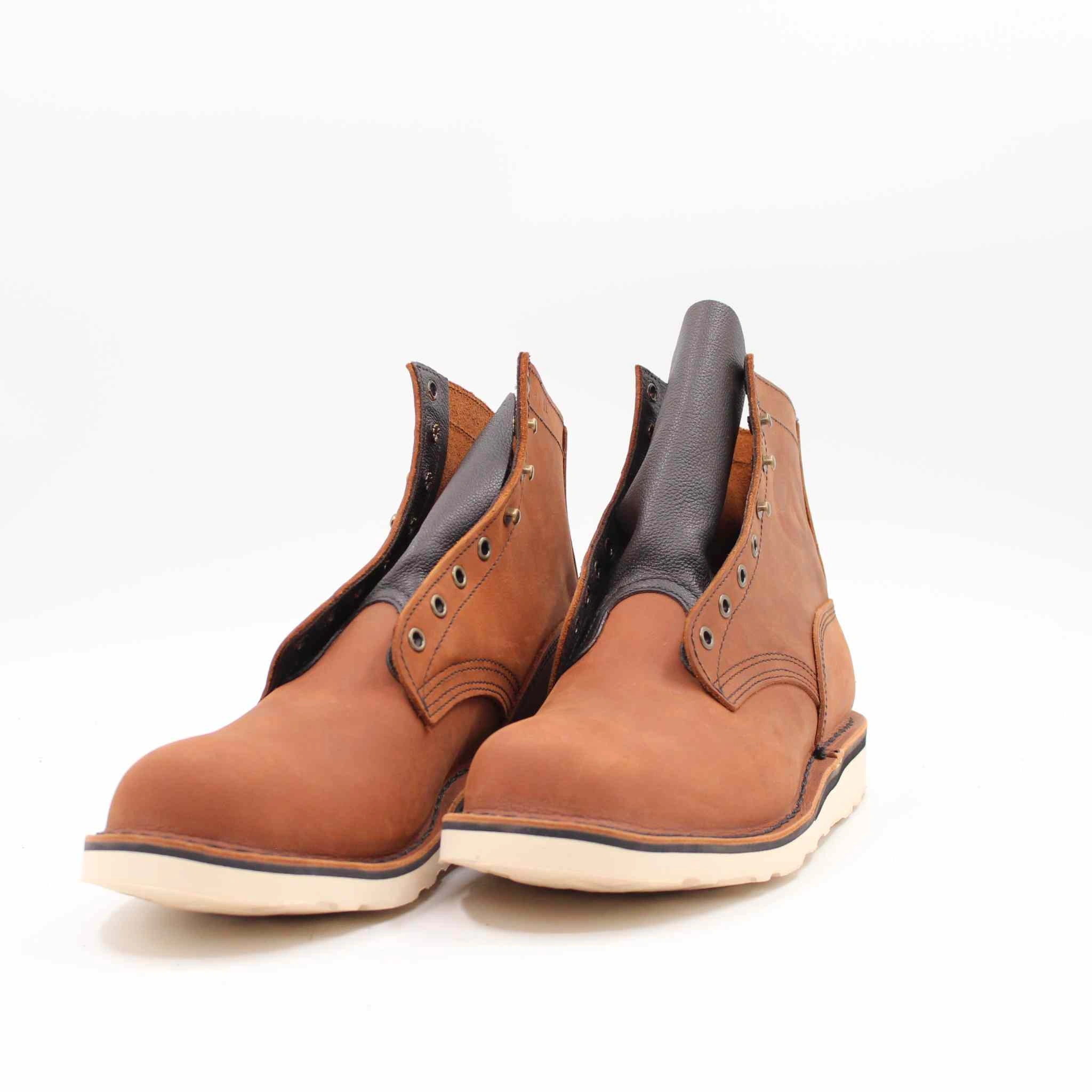 EE Fit: Classic Style, Modern Comfort. Shop Now!